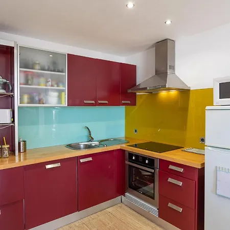 Nicol Apartman